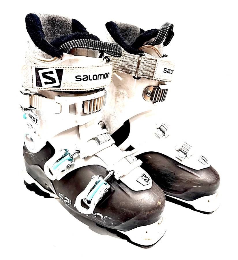 Womens Salomon Ski Boots (Size 7.5) 