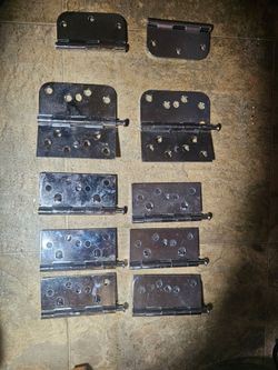Door  hinges  4×4  in. 8 pieces  mas 3  small.   $$  15 dolares
