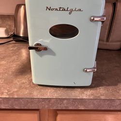 Desk Mini Fridge