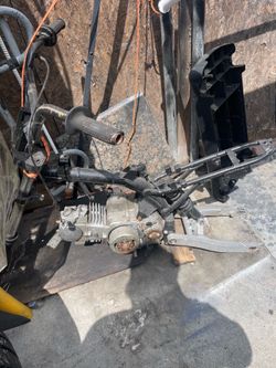 125 cc dirt bike frame and engine