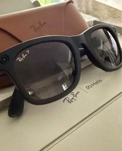 Ray-Ban Meta Wayfarer Gen 2 smart glasses 53mm
