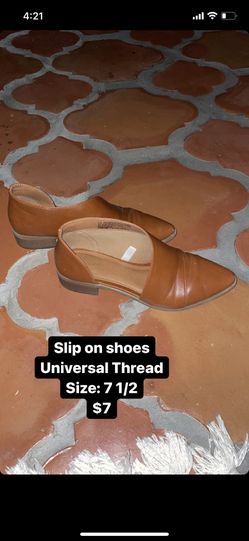 universal thread loafers