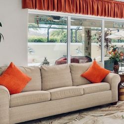 Queen-size Sleeper Sofa