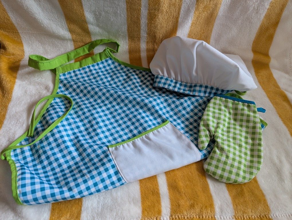Child's Play Cooking Apron