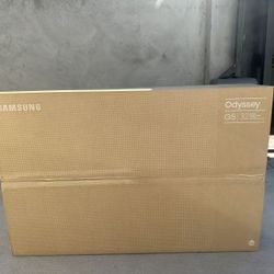 Samsung - 32" Odyssey G50D QHD IPS 180Hz 1ms AMD FreeSync and G-Sync Compatible Gaming Monitor 