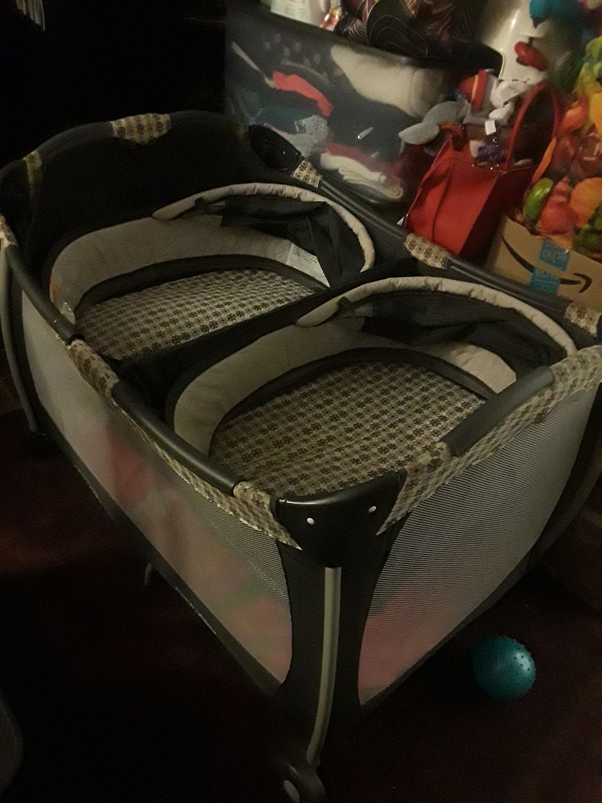 Graco Pack n Play Twin Bassinet for Sale in Oakland CA OfferUp
