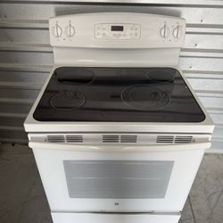 GE Stove 