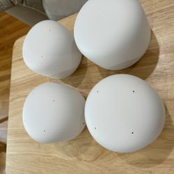Google Nest WiFi Router and Points