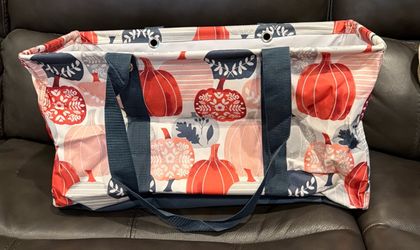 Thirty-One Autumn Pumpkin Large Utility Tote