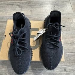 NEW Adidas Mens Yeezy Boost 350 V2 Black Red Size 11.5