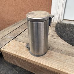 Small Stainless Steel Garbage Can 