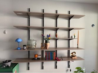 4’ x 6’ Wall Shelf with Mounting Brackets