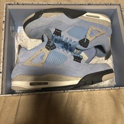 Jordan 4 UNC