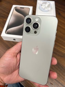 iPhone 15 pro max 256gb factory unlocked/ Liberado para Cualquier Companias