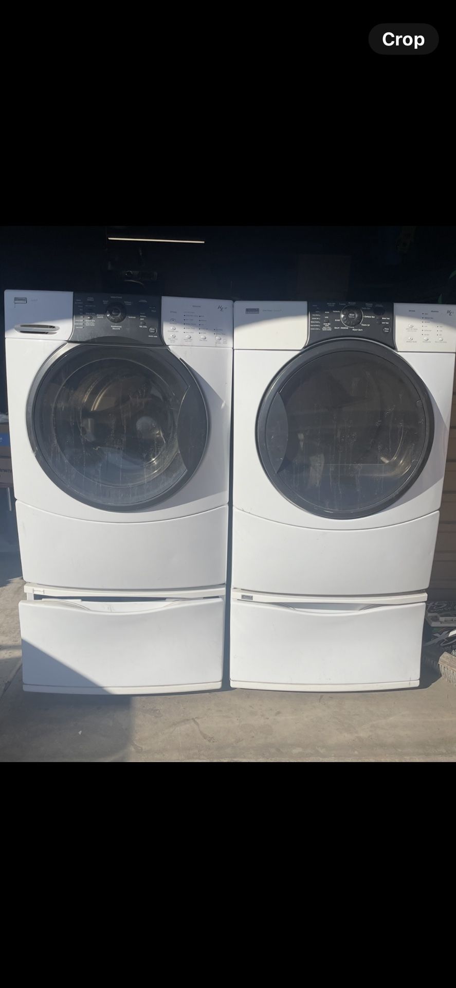Washer & Dryer W/Pedestals