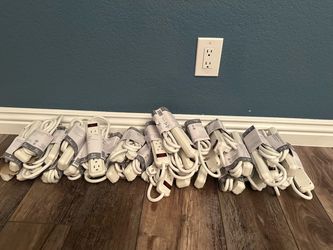 6-Outlet Right Angle Power Strip – 4 FT Cord – $5