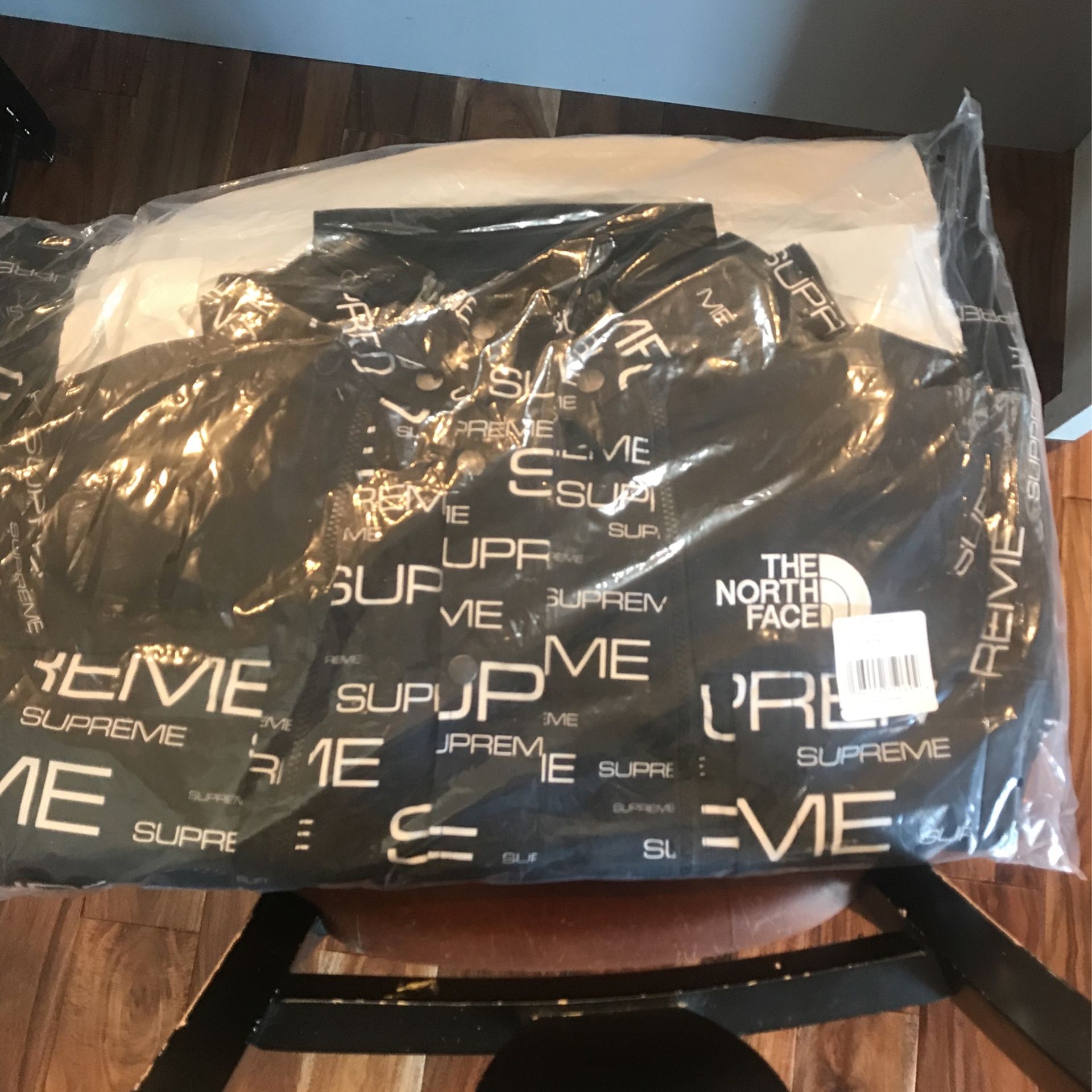 Supreme Apogee Jacket Large 