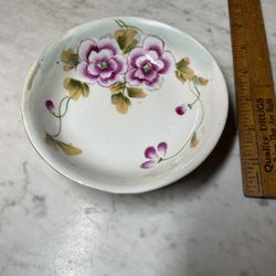 Nippon 6" hand/painted porcelain bowl ex cond as is pick up deliver. 