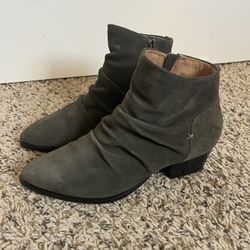 Kelsi Dagger Suede Ankle Boots – Women’s Size 7