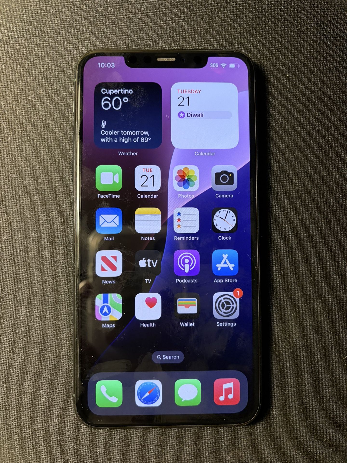 iPhone 11 Pro Max (Unlocked )64GB