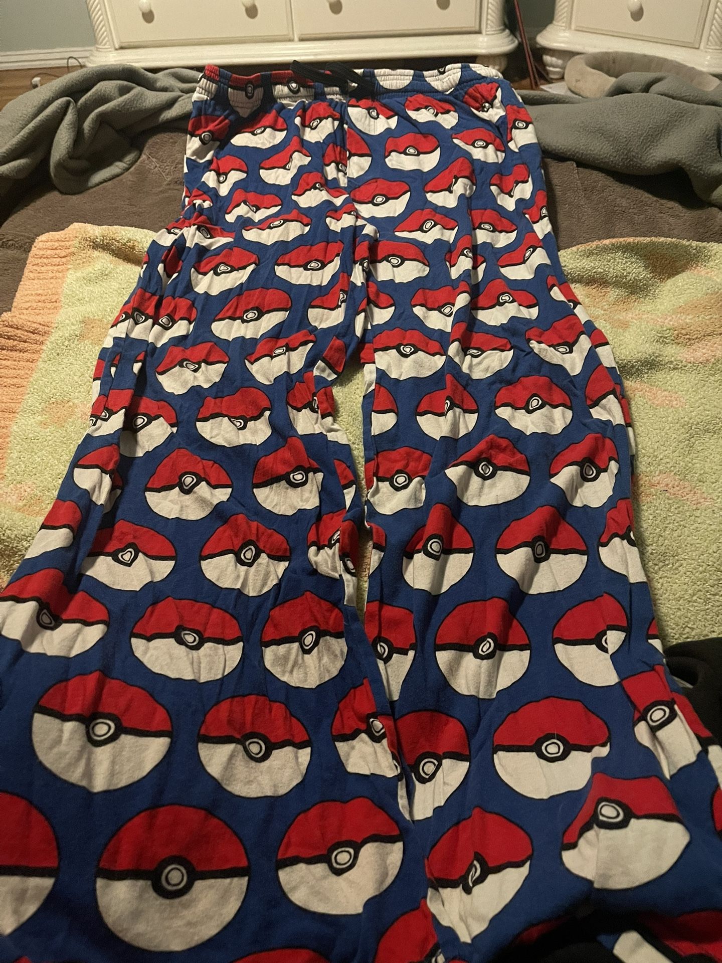 Pokémon Pokéball Pants