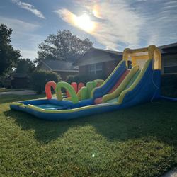 1338 Sycamore St - Norman - GARAGE SALE! Today And Tomorrow 8-2 