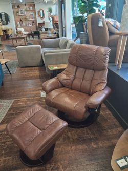Caramel Mid-Century Recliner