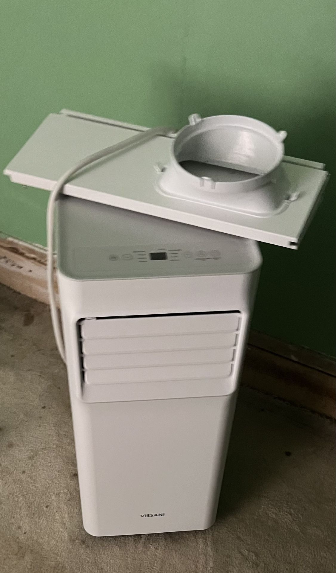 Portable air conditioner