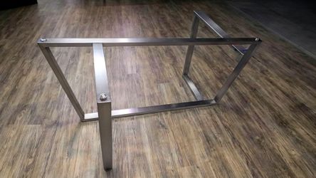 Modern Metal Table Base (For Glass Top) - Excellent Condition