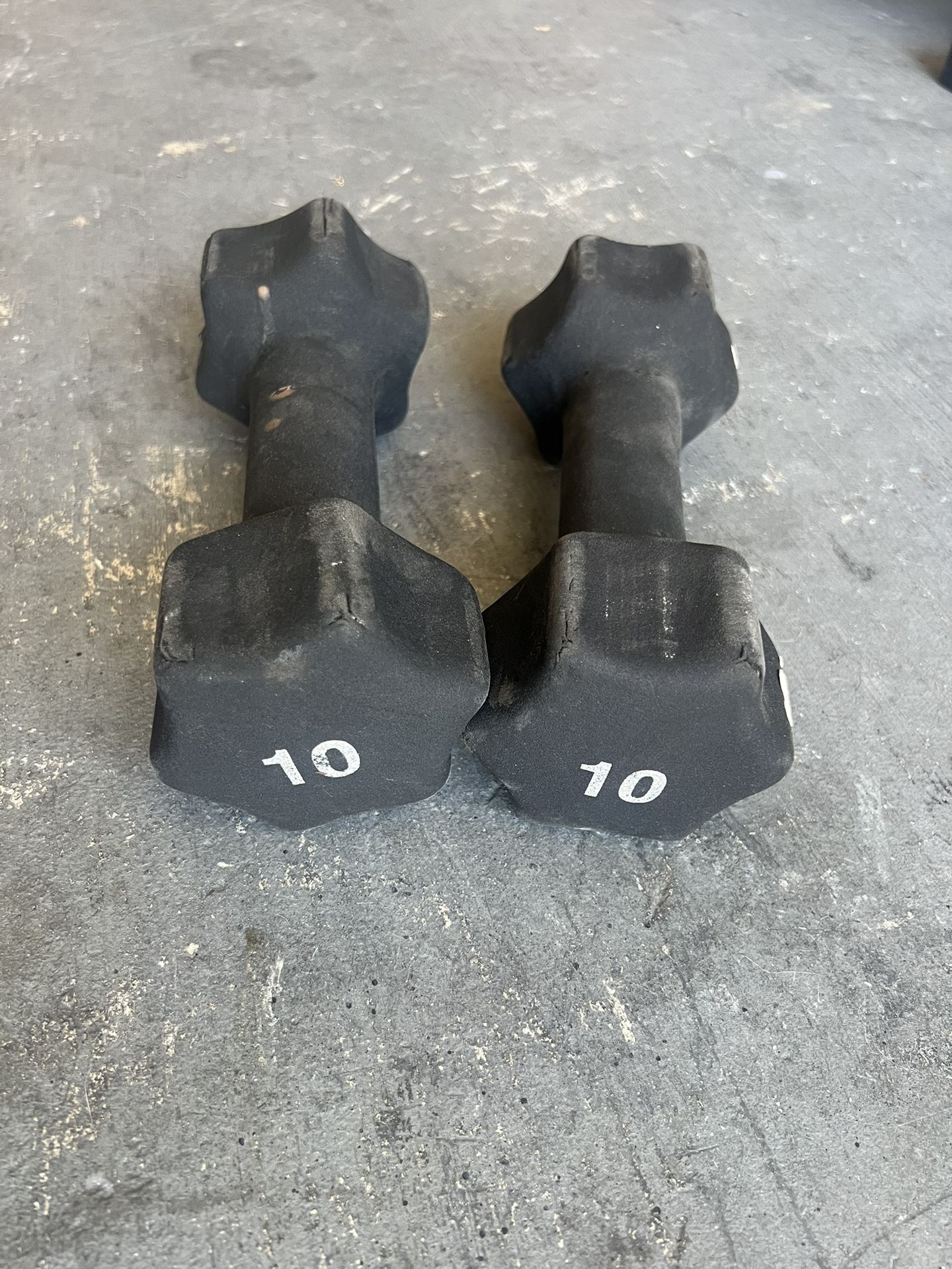 Set Of 10lbs Dumbbells