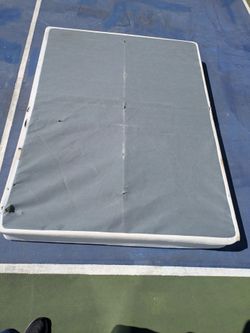Full size collapsible box spring.