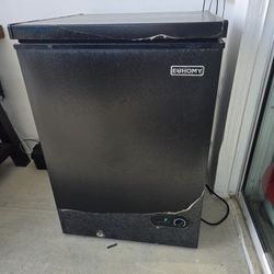 🧊 Chest Freezer 3.5 Cu.Ft — EUHOMY — $90