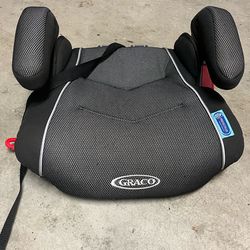 Graco booster seat with cup holders