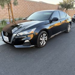 2020 Nissan Altima