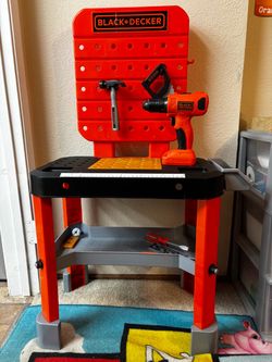 Black + Decker Bench with Drill