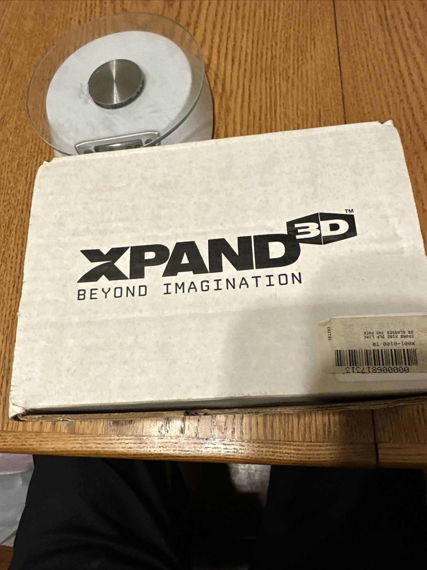 Set of 2 Xpand DLP Link 3D Glasses X102 with Batteries