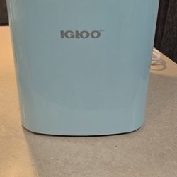 Igloo Ice Machine
