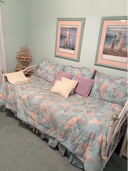 Daybed and Chest of Drawers