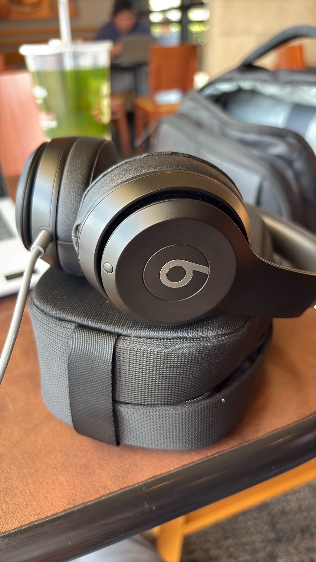 Beats Solo 4