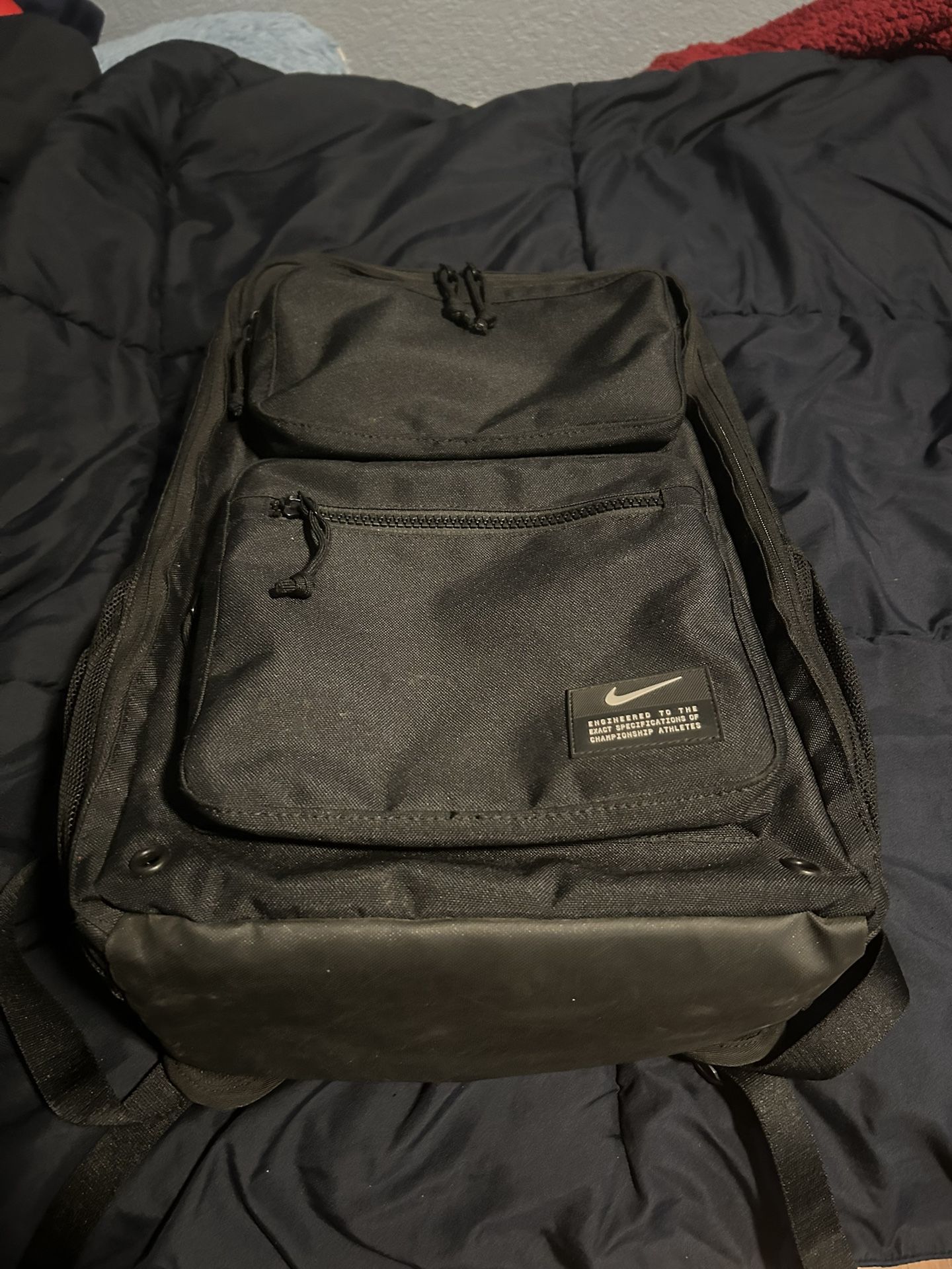 NIKE UTILITY SPEED Backpack (Air Bubble Straps)