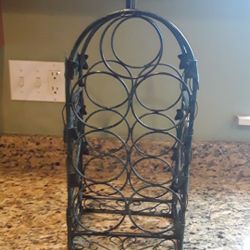 Metal wine rack