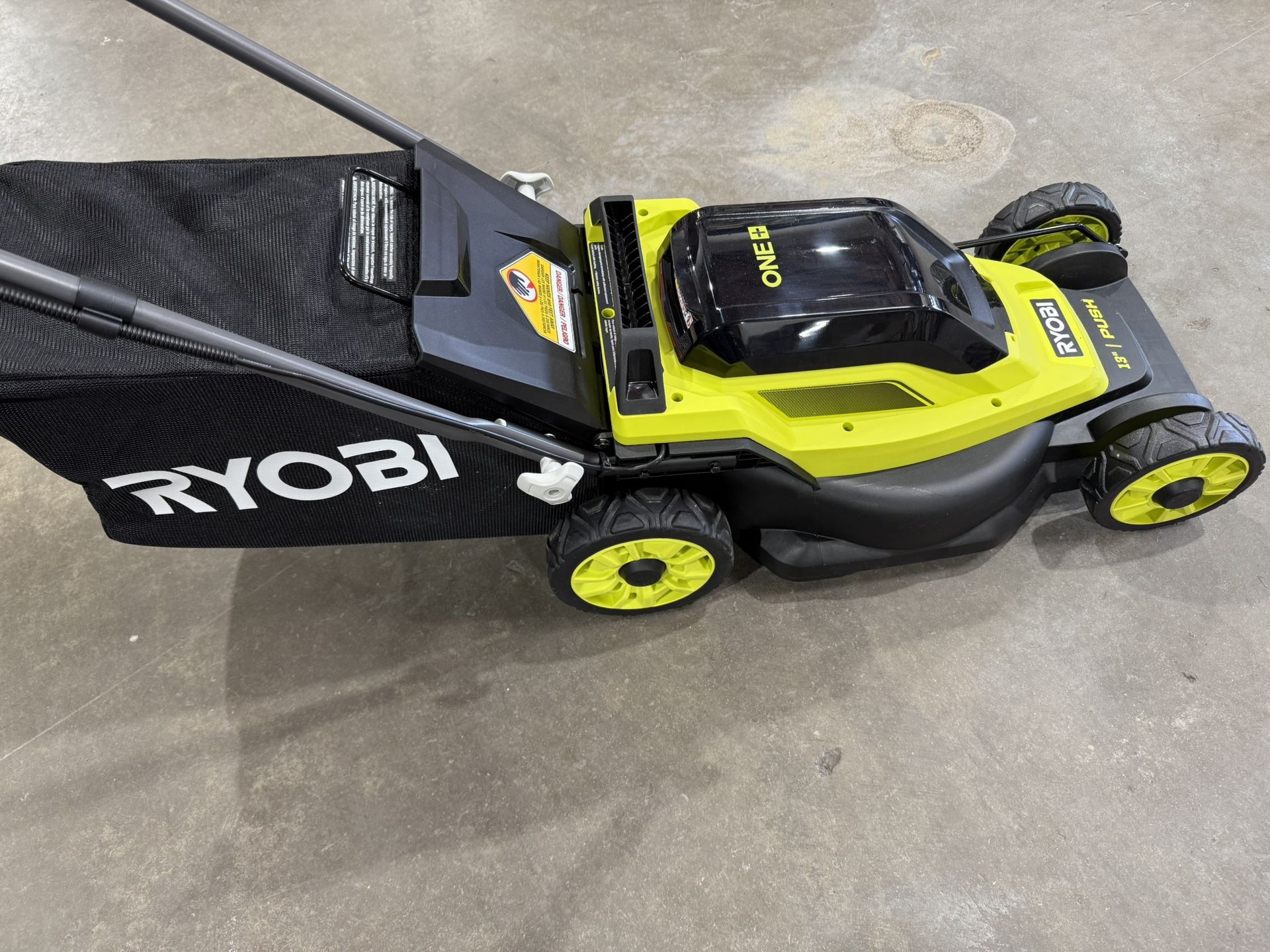 RYOBI ONE+ 18V 13 in. Cordless Battery Walk Behind Push Lawn Mower with 4.0 Ah Battery and Charger