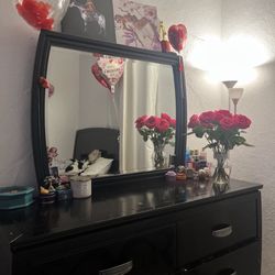 matching bedframe & dresser