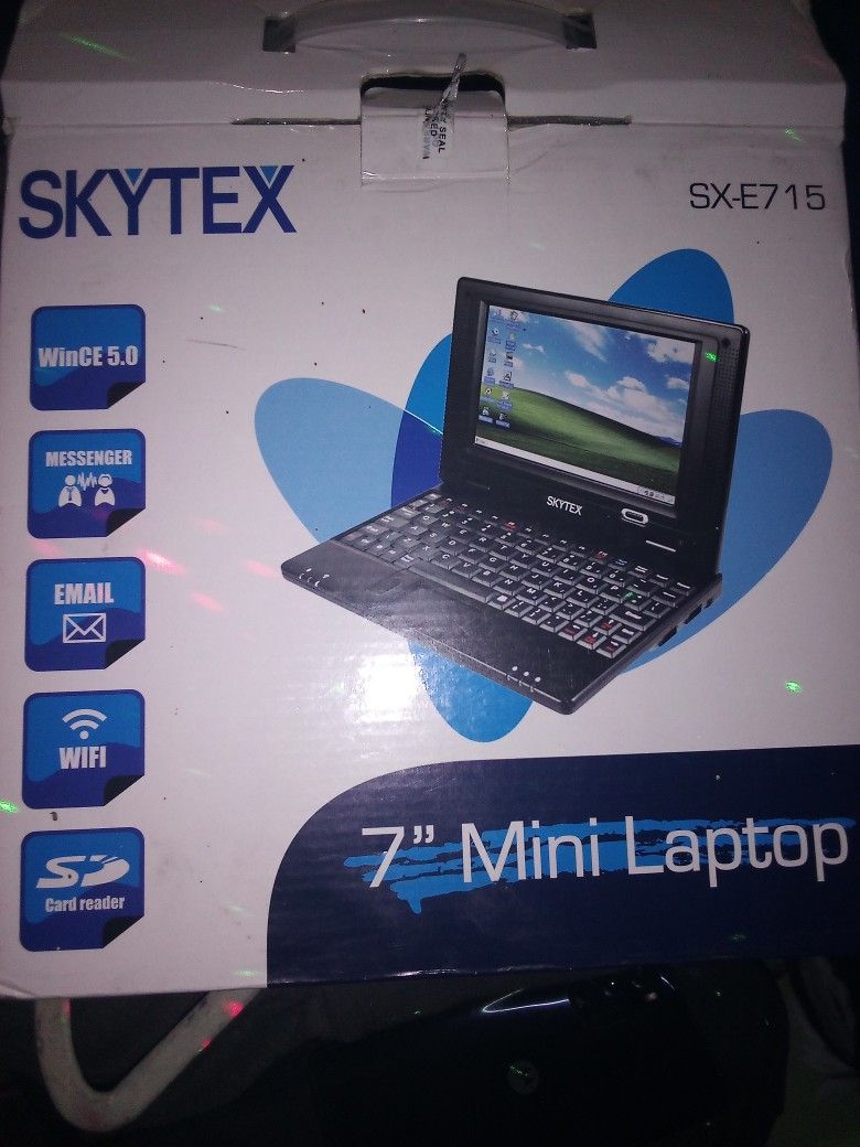 Skytex Mini Laptop