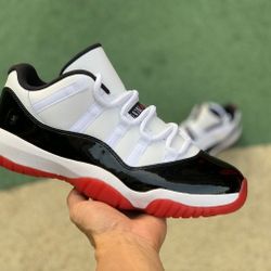 Air Jordan 11 Low AJ11 2
