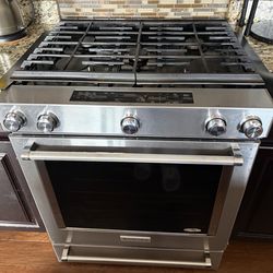30-Inch KitchenAid Slide-In Gas Range (Model: KSGG700ESS0)