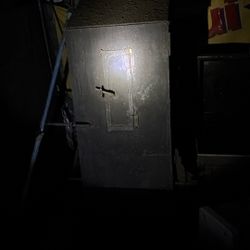 Upright Smoker 24 X 24 X 5’ Tall