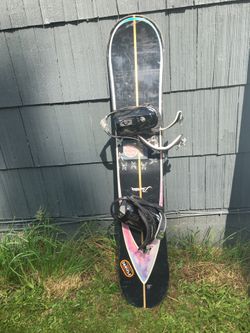 Snowboard and bindings