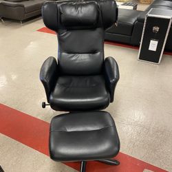 Elwood Black Lounge Chair & Footrest