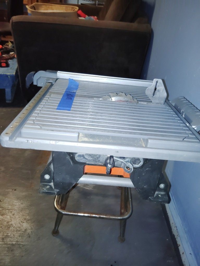 Ridgid Table Saw